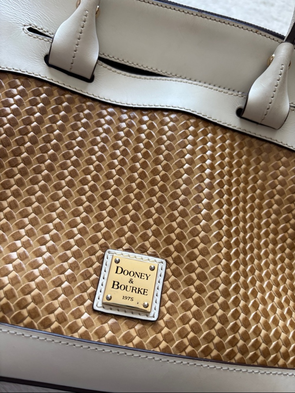 Dooney and Bourke Women’s Two-Tone Woven Satchel - Cream & Tan- great for Spring - Picture 5 of 13